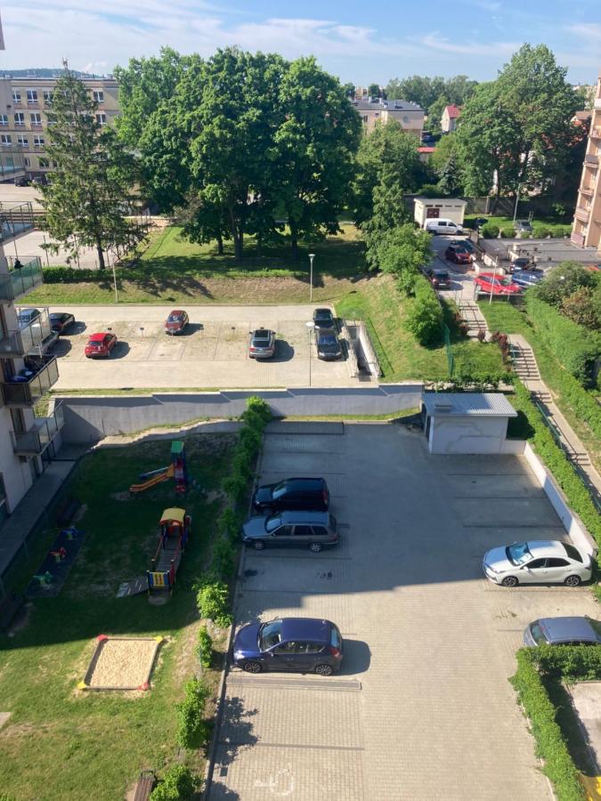 Lokum Seminaryjska Apartament Z Darmowym Parkingiem Κίελτσε Εξωτερικό φωτογραφία