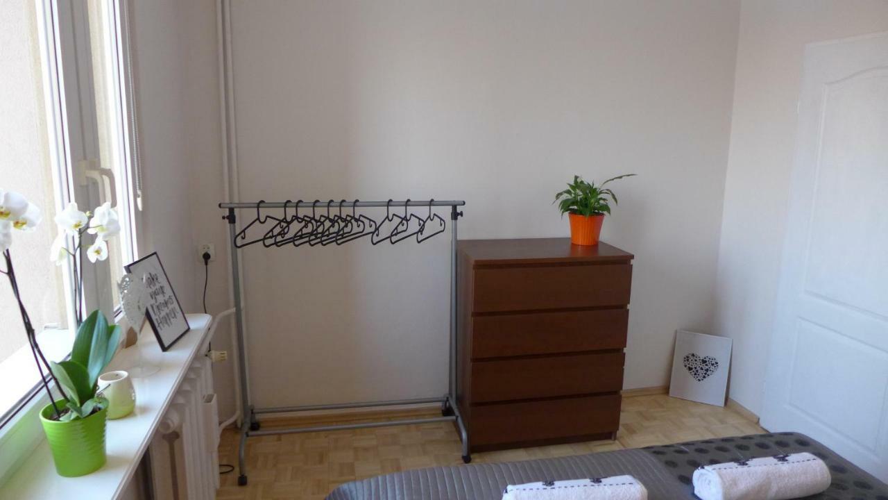 Lokum Seminaryjska Apartament Z Darmowym Parkingiem Κίελτσε Εξωτερικό φωτογραφία