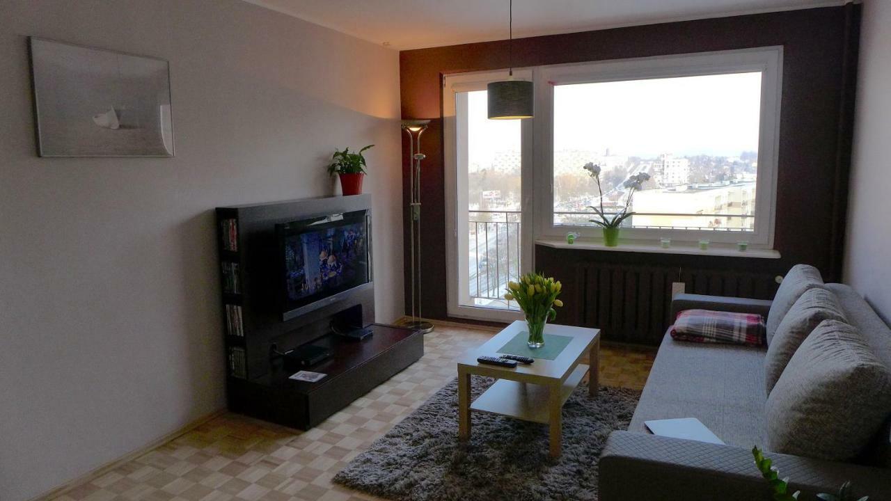 Lokum Seminaryjska Apartament Z Darmowym Parkingiem Κίελτσε Εξωτερικό φωτογραφία